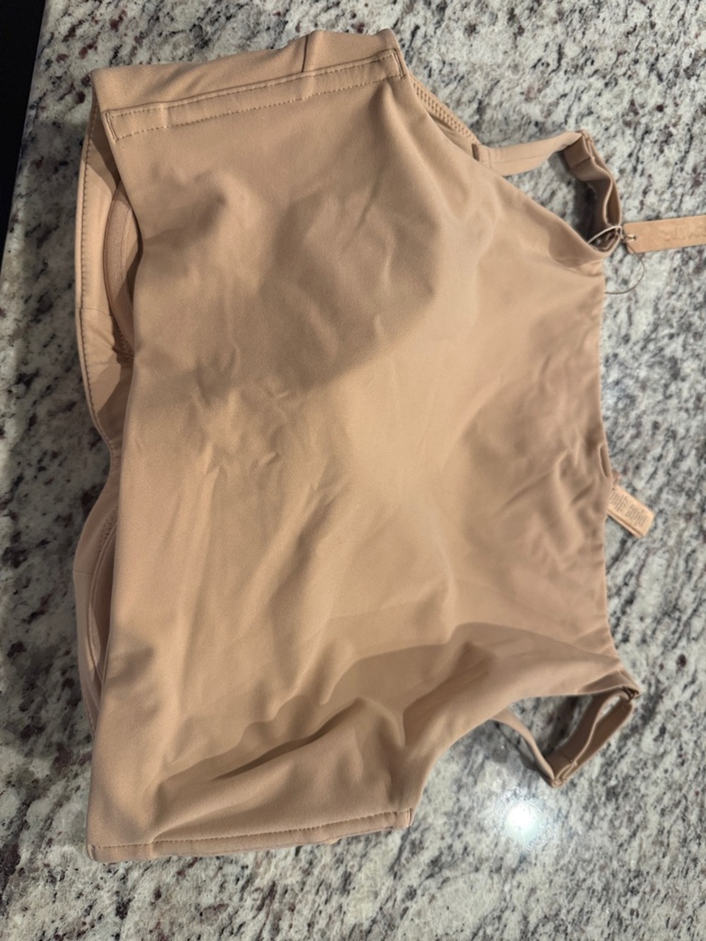 SKIMS Fits Everybody Back Smoothing Full Coverage Bra in Clay 36D - Picture 9 of 9